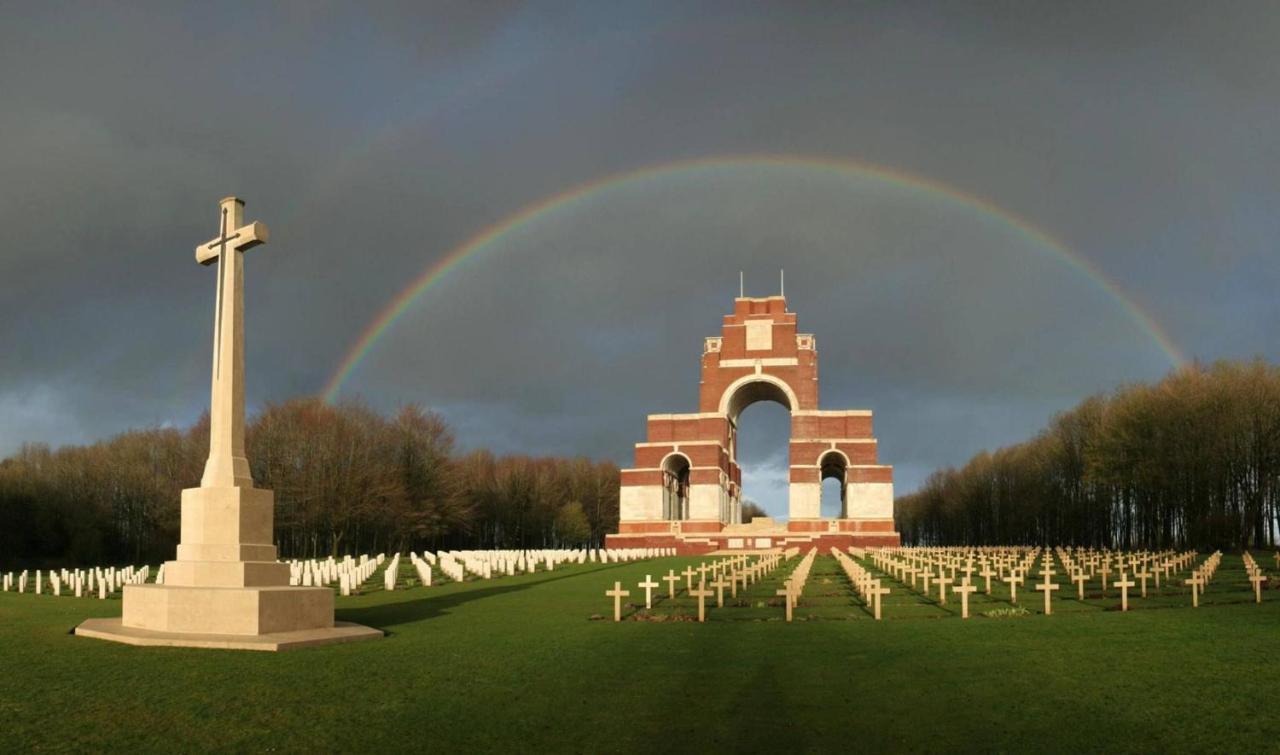 Villa La Grange Aux Tommies - Pays Du Coquelicot Bus-les-Artois Esterno foto